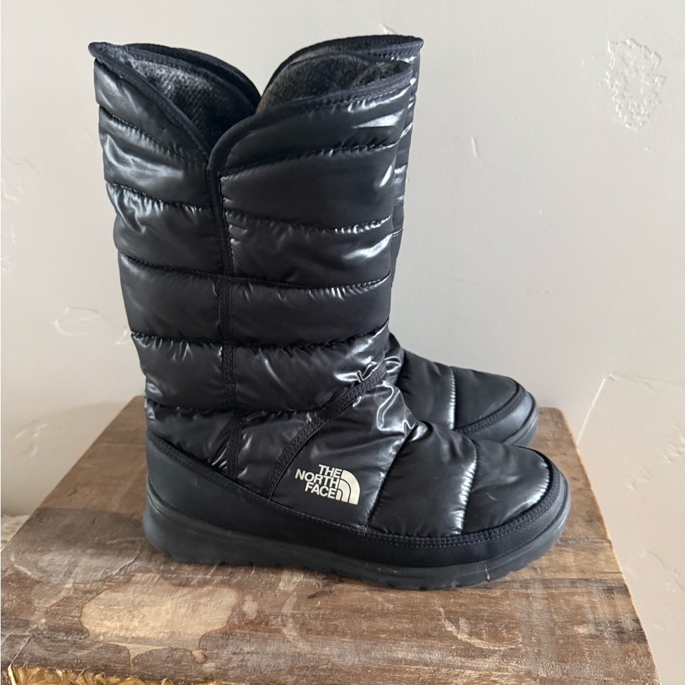 The North Face Womens Black Winter Boots